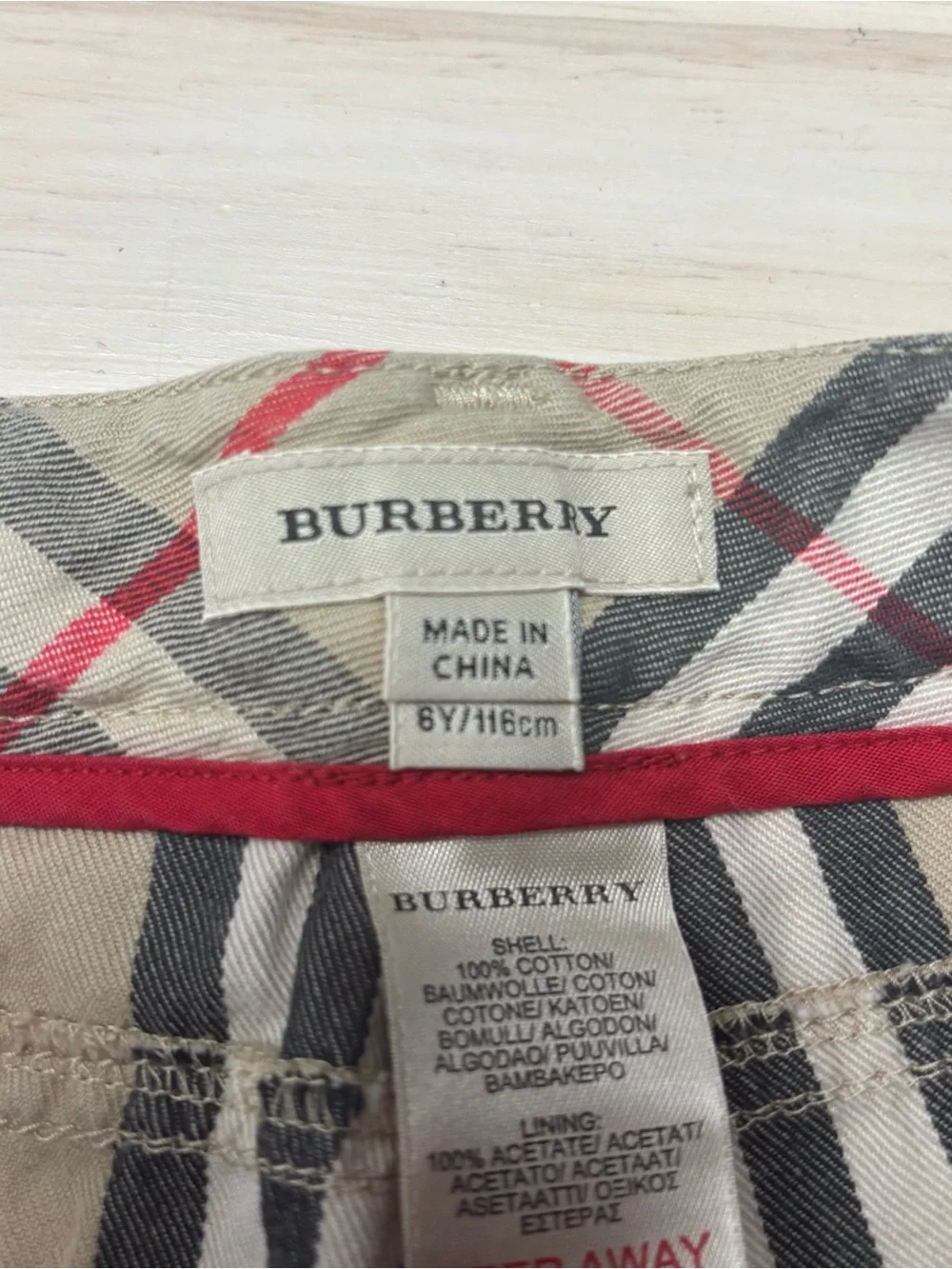 Burberry classic plaid