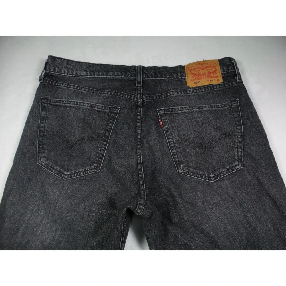 Levis levis 559