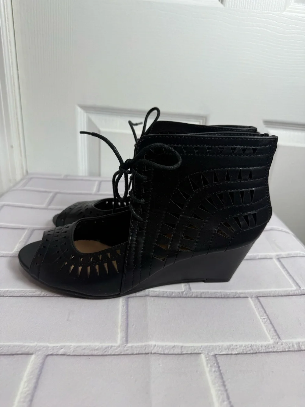 Bonnibel stylish black