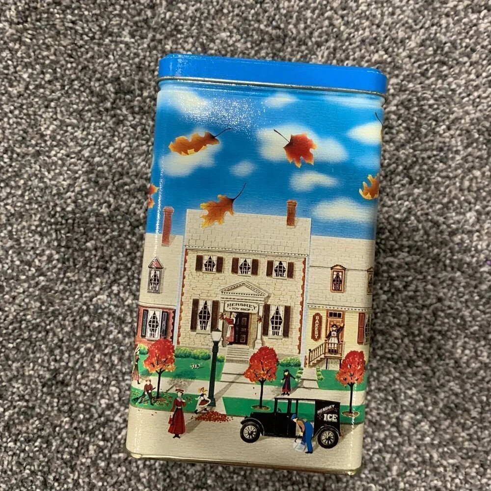 Vintage 1990 Hershey's Kisses with Almonds collector tin - In great shape!