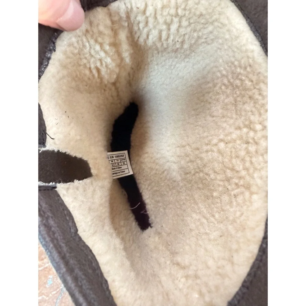 UGG thomsen tall