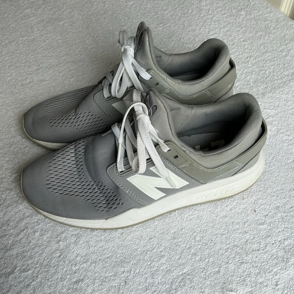 New Balance stylish gray