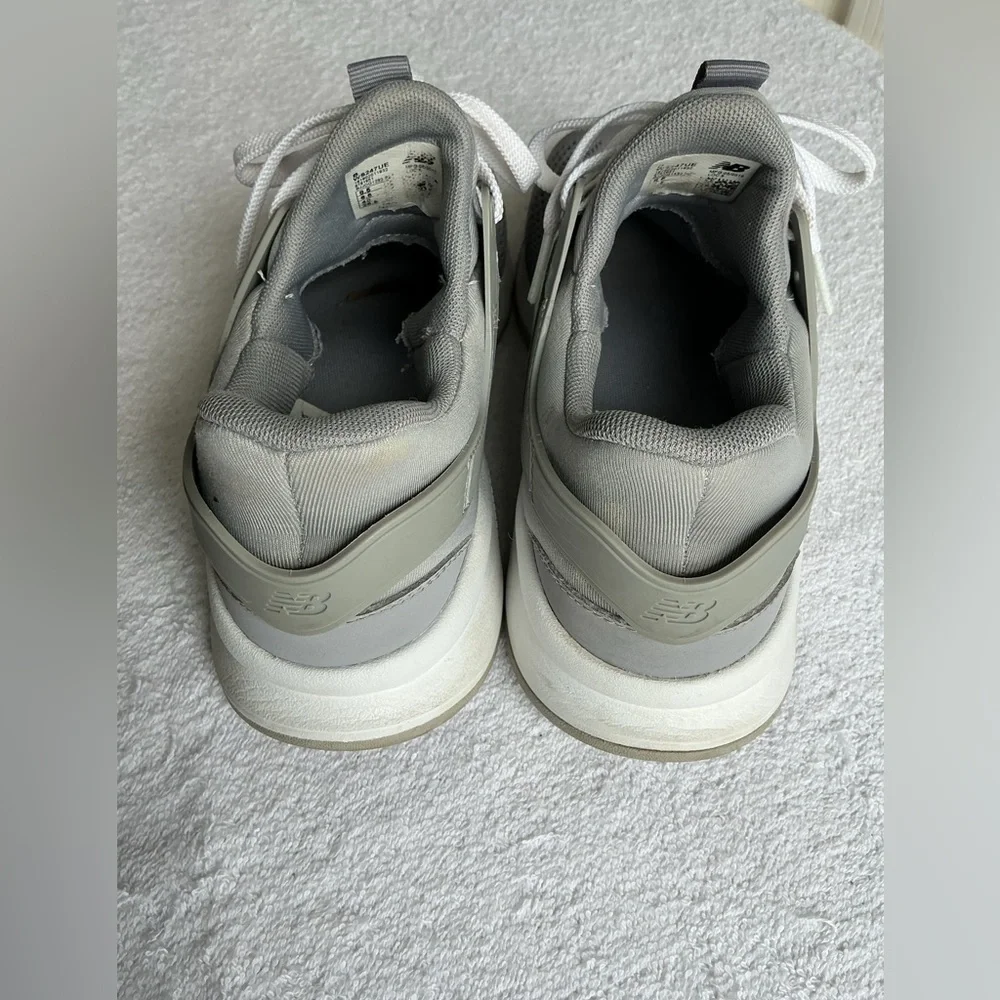 New Balance stylish gray