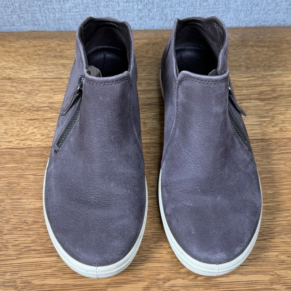 Ecco womens soft7