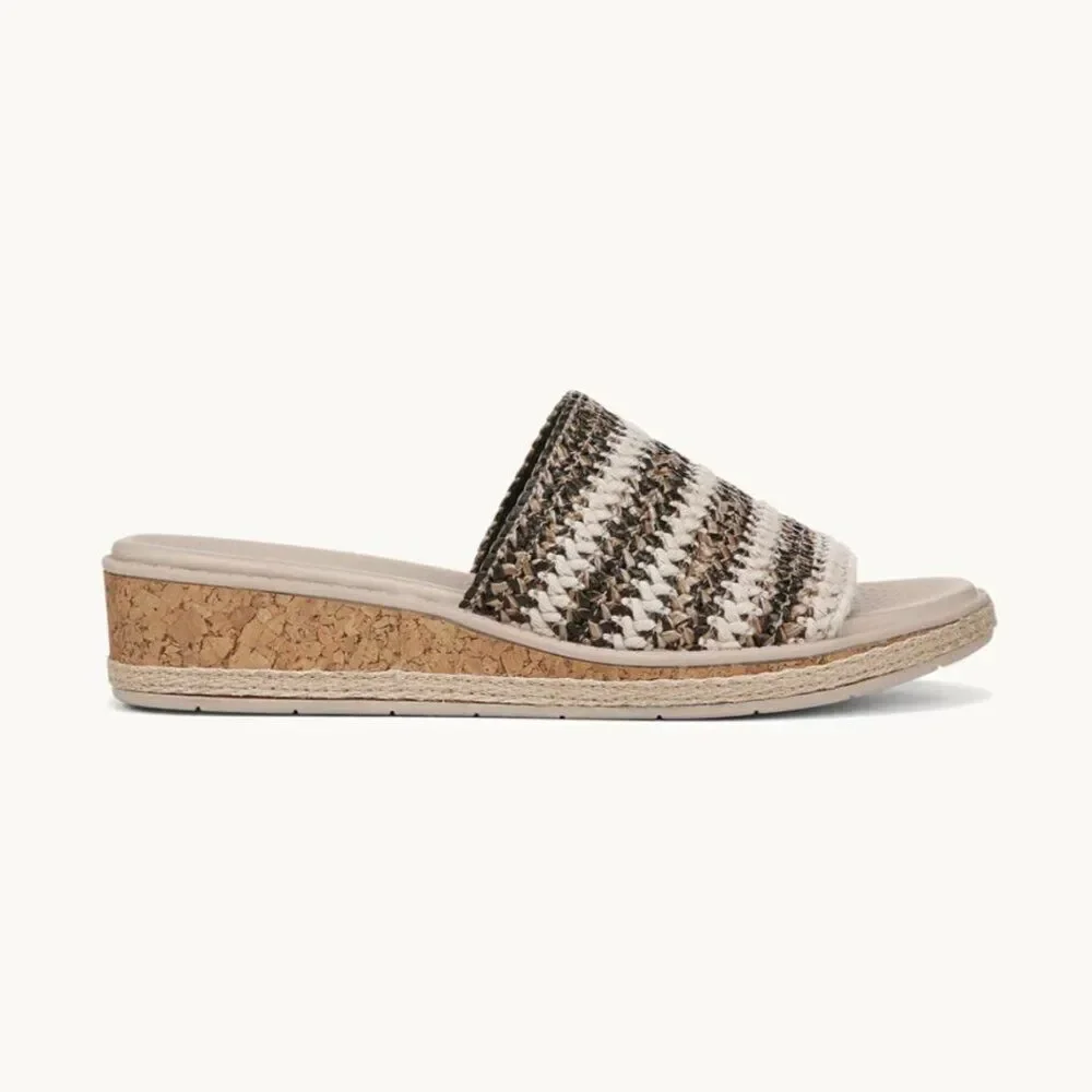 Bzees breezy wedge