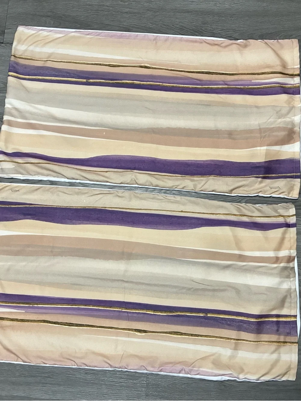 Designart contemporary striped