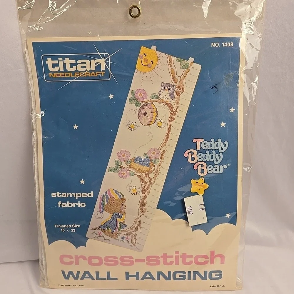 Vintage Titan Needle craft Cross Stitch Teddy Beddy‎ Bear Wall Hanging 1986 G007