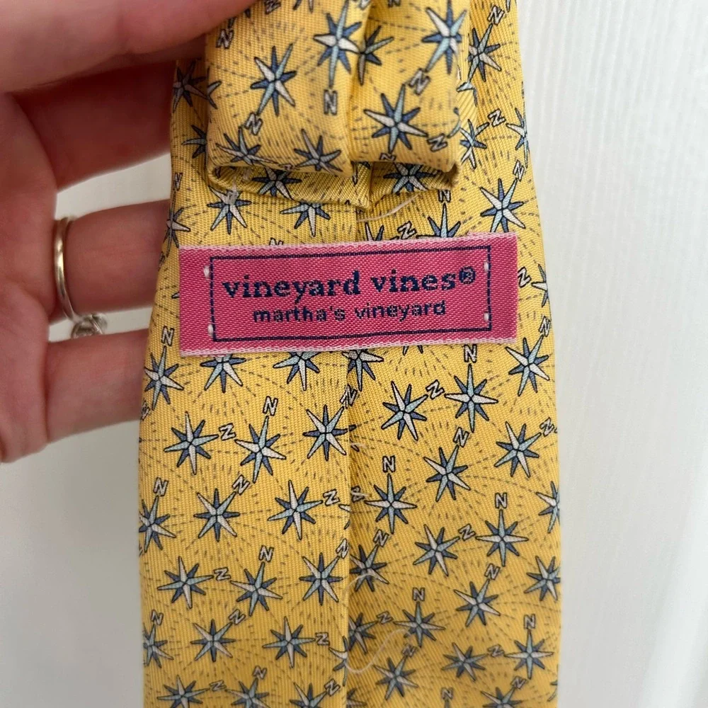 Vineyard Vines Nautical themed Yellow and Blue boys Patterned Tie