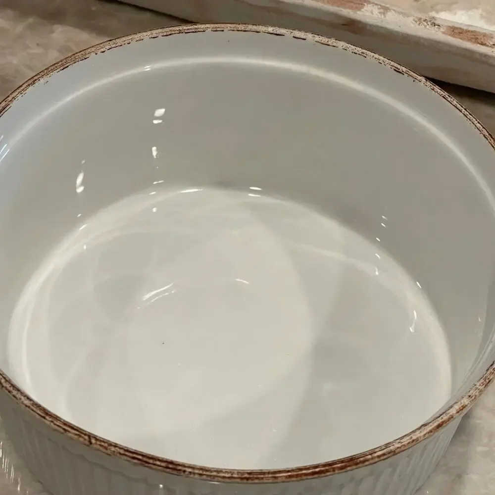 Apilco France Soufflé  baking dish 7-3/4”