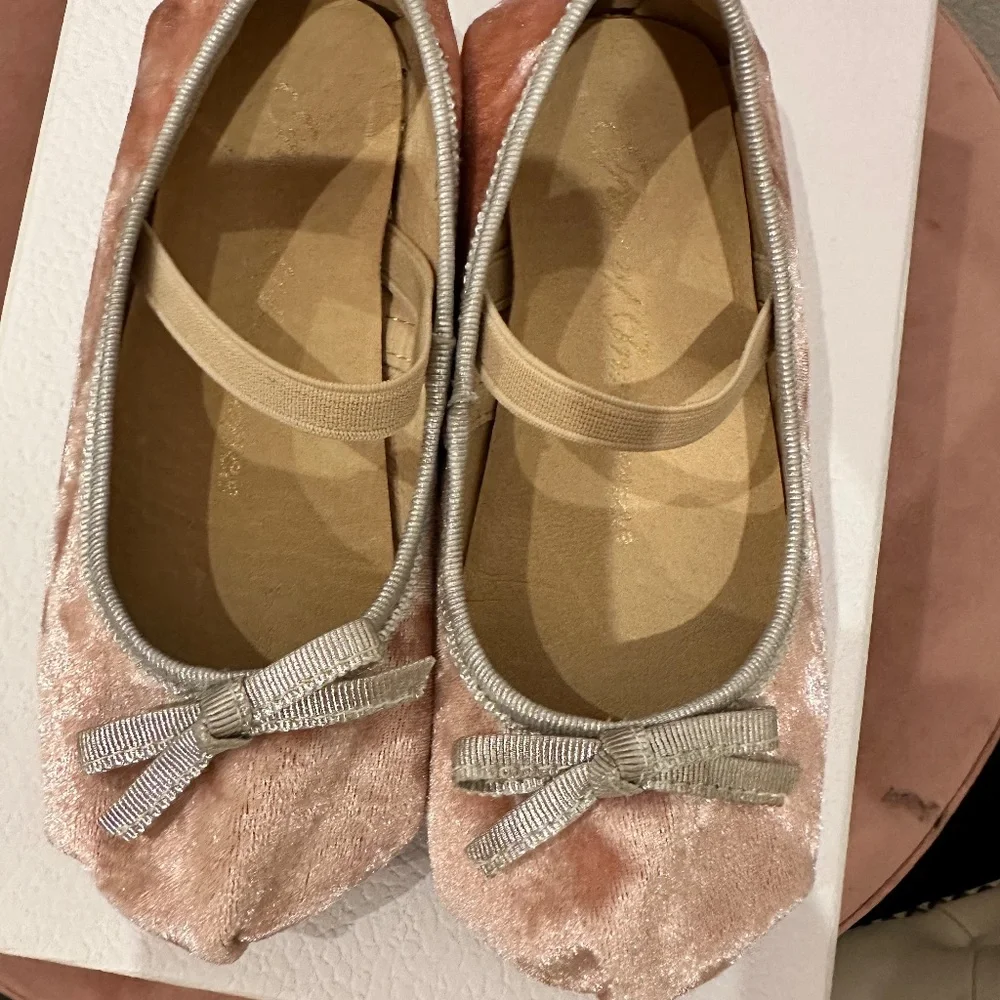 Age Of Innocence soft pink