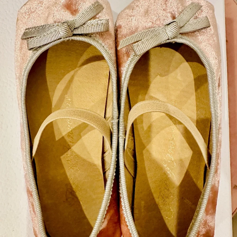 Age Of Innocence soft pink