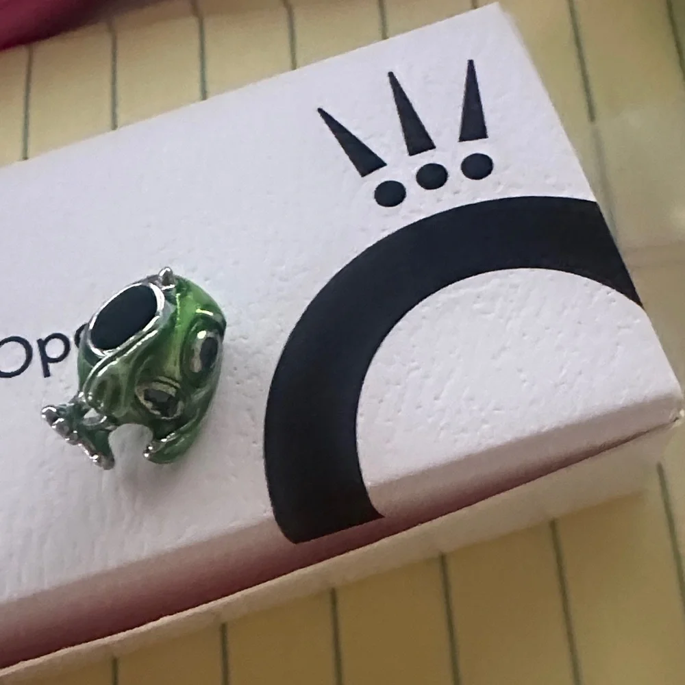 Pandora charming green
