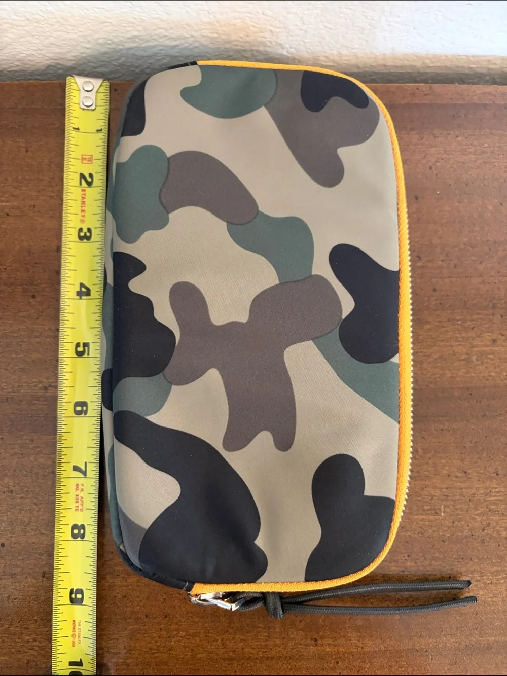 shortyLOVE camouflage wristlet
