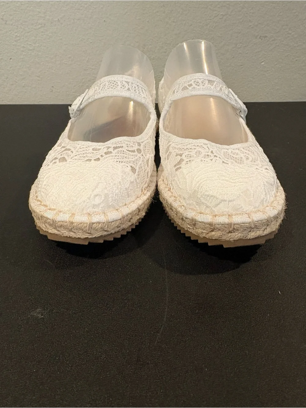 art class delicate white