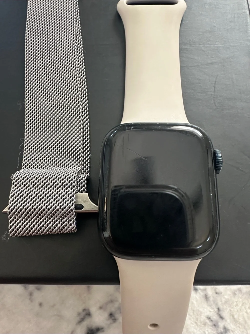 Apple versatile smartwatch