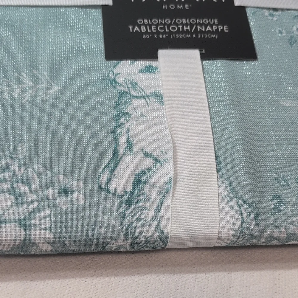 Tahari chic light