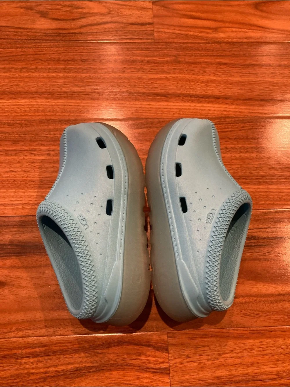 UGG blue tasman