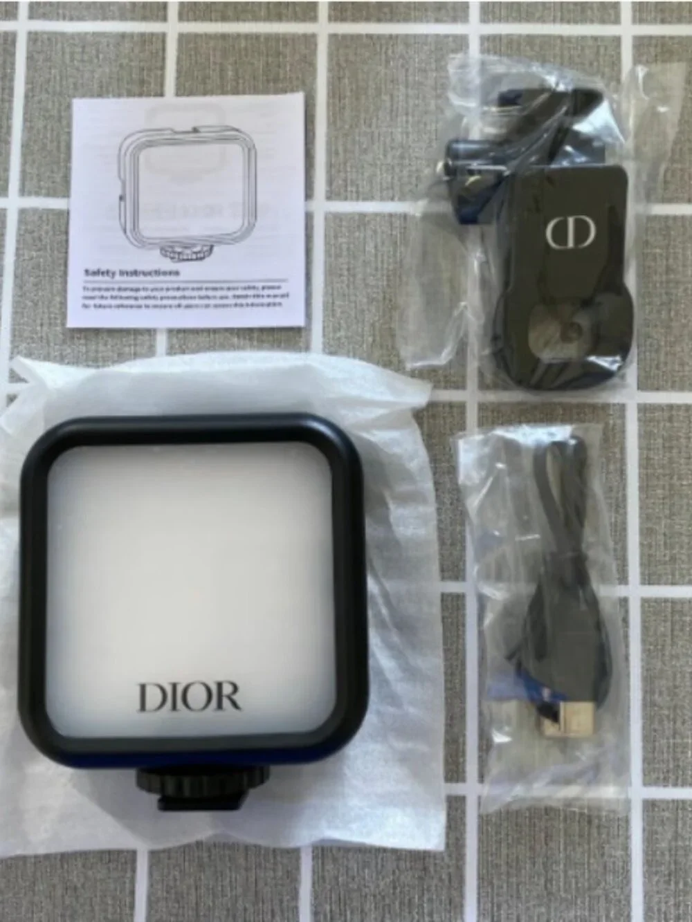 Dior phone camera