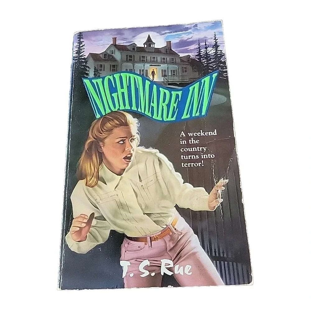 Nightmare Inn (Nightmare Inn No 1) - Paperback By Rue,‎ T S (1st Printing)