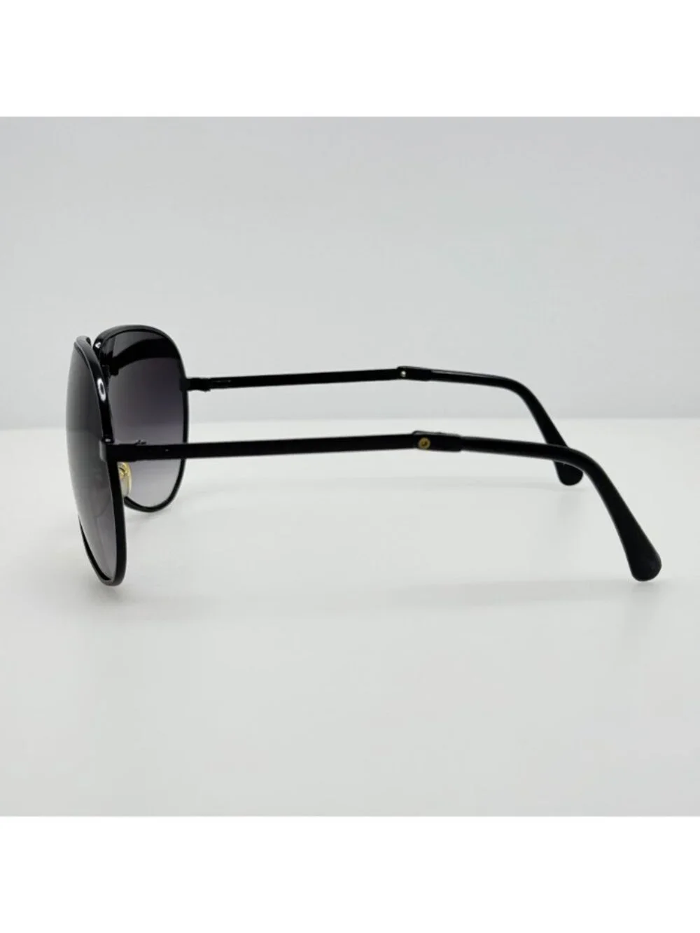 Unbranded lenses have