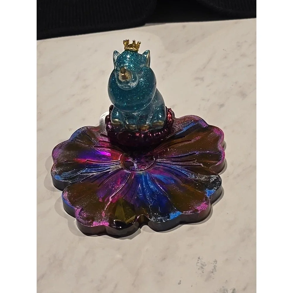 Handmade Resin Cell Phone Holder  Teal Pink Blue Unicorn‎ 739