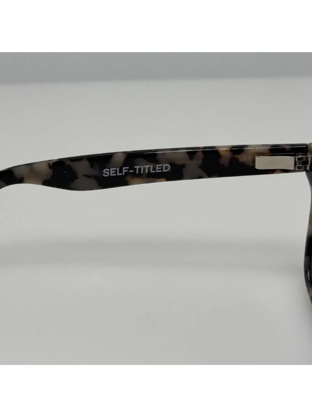 Casse77e Cassette Sunglasses Hifi Self-Titled