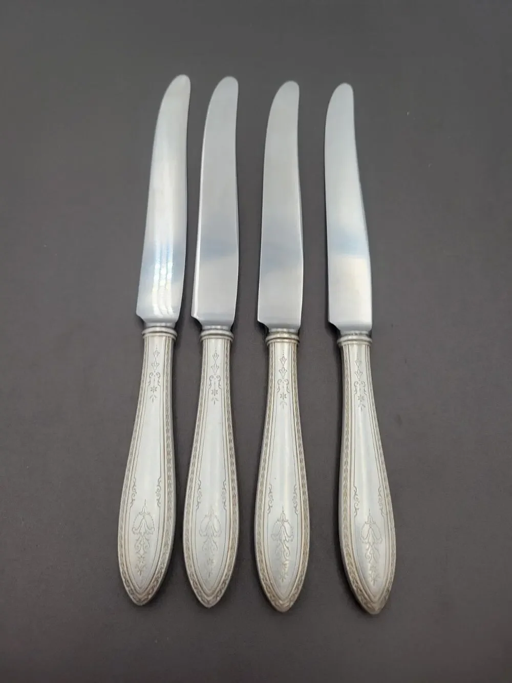 1847 Rogers Bros ARGOSY Set 4 Dinner Knives Silver Plate 1926 Flatware