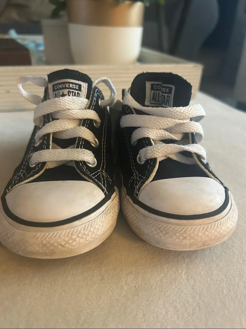 Converse classic low