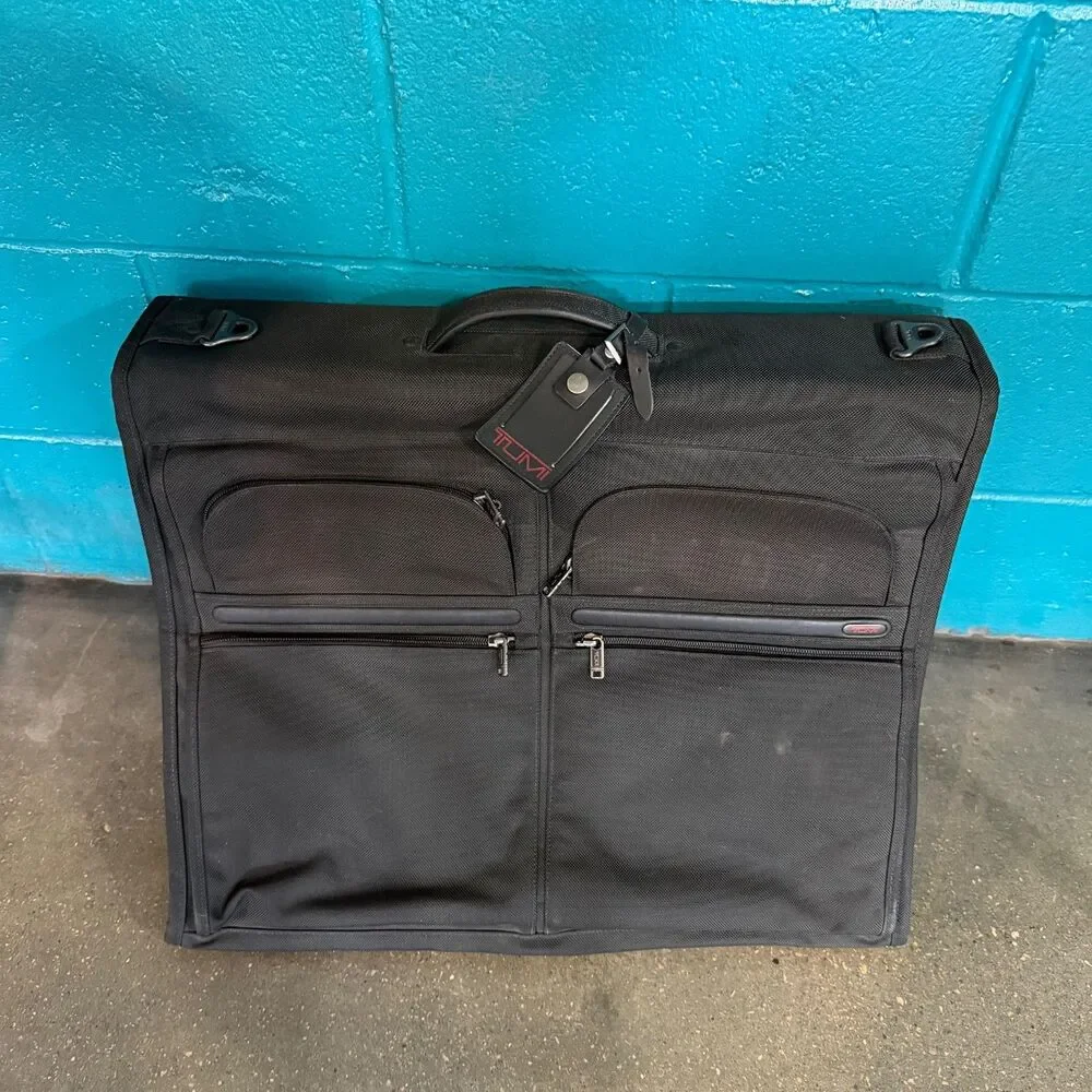 TUMI Alpha‎ Tri-fold Carry-On Travel Garment Bag Ballistic Nylon Black