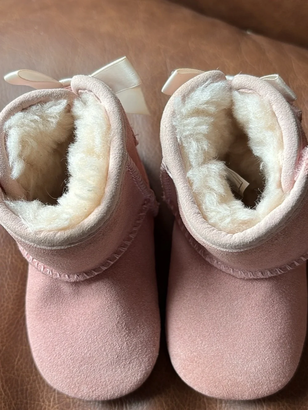 UGG jesse bow