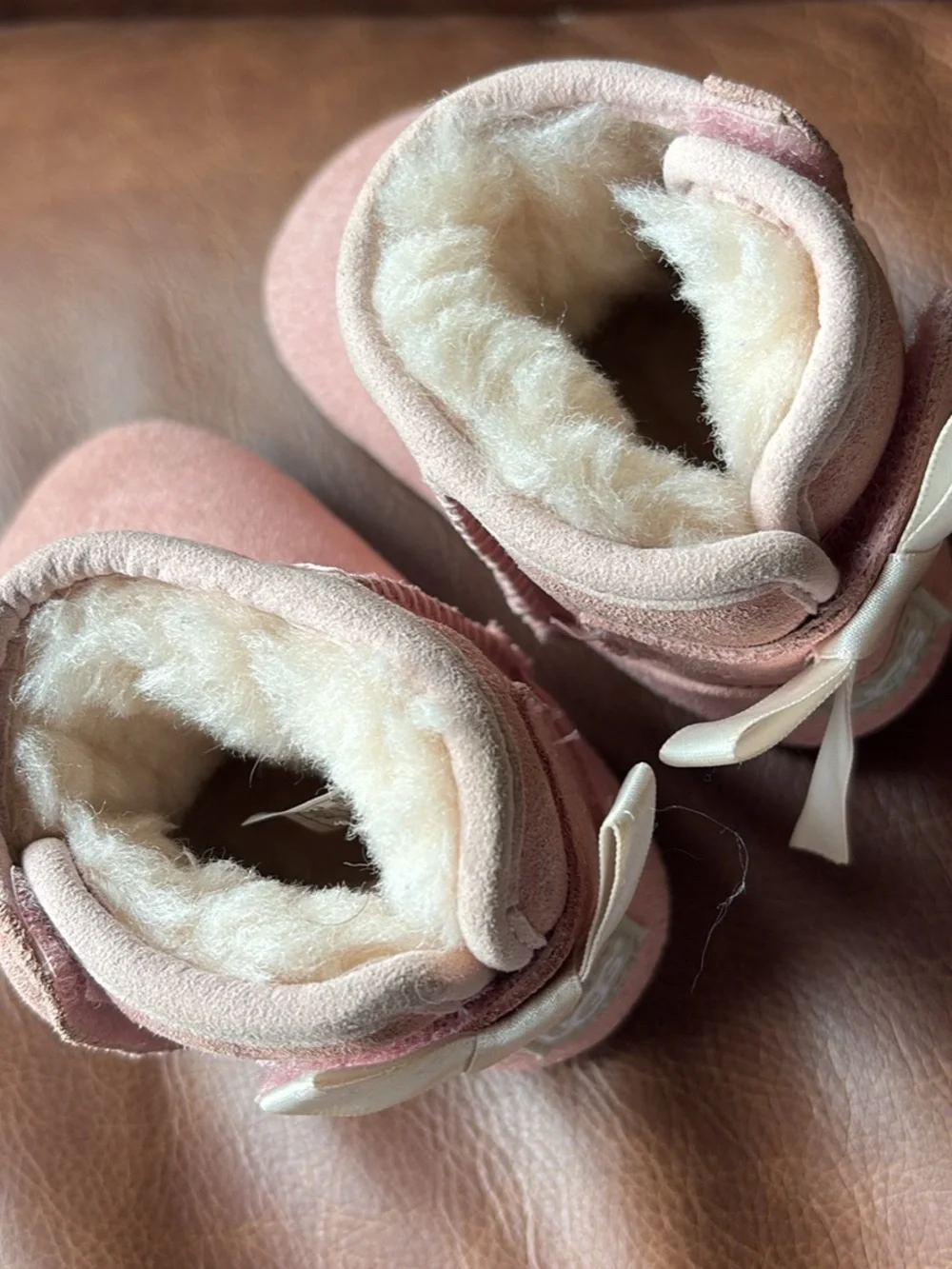 UGG jesse bow