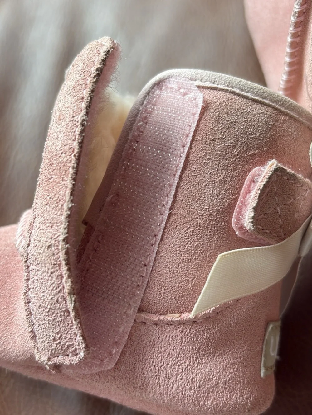 UGG jesse bow
