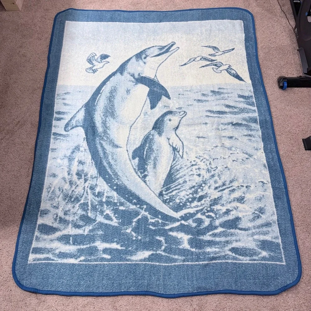 San Marcos Dolphin Blanket Vintage Blue White Reversible 86x65 Plush Ocean Birds