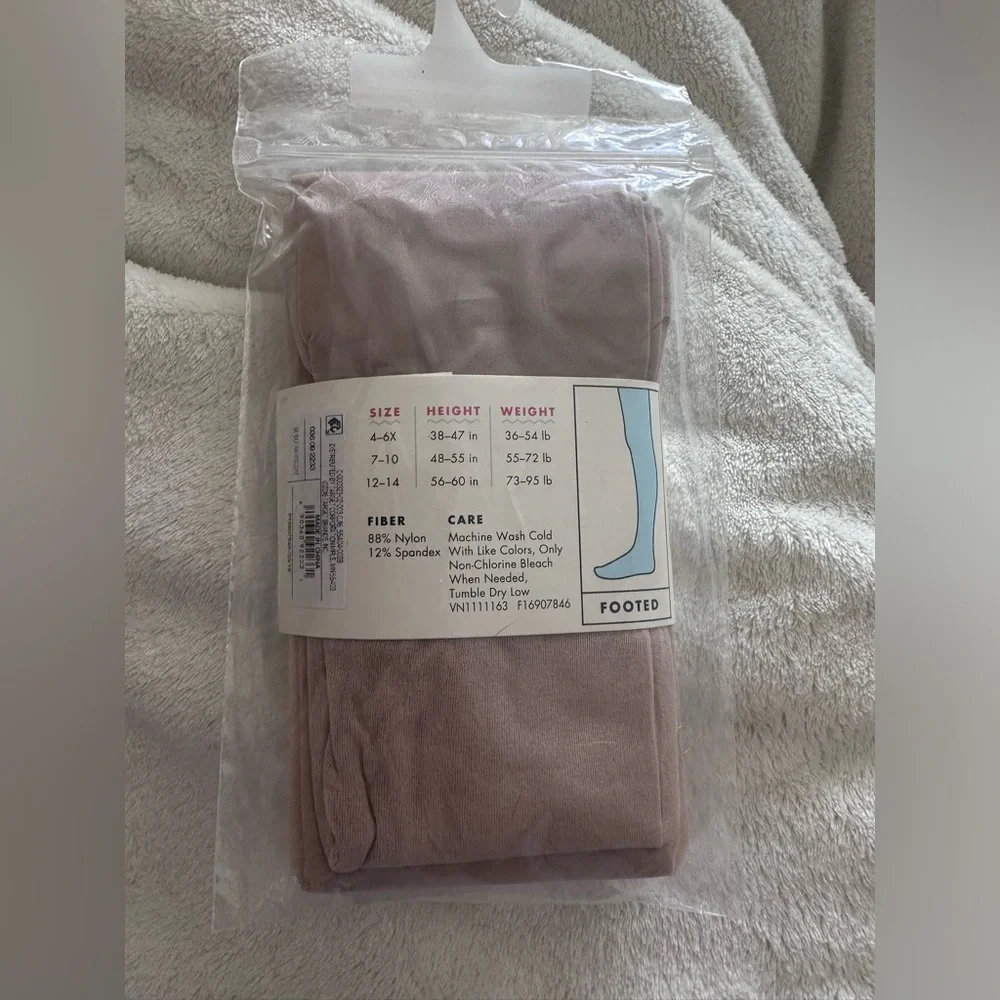 Cat & Jack beige pairs