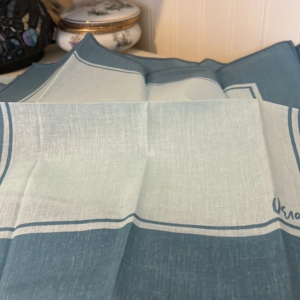 Set of 5 Vintage Vera Neumann blue pattern table napkins 16” square