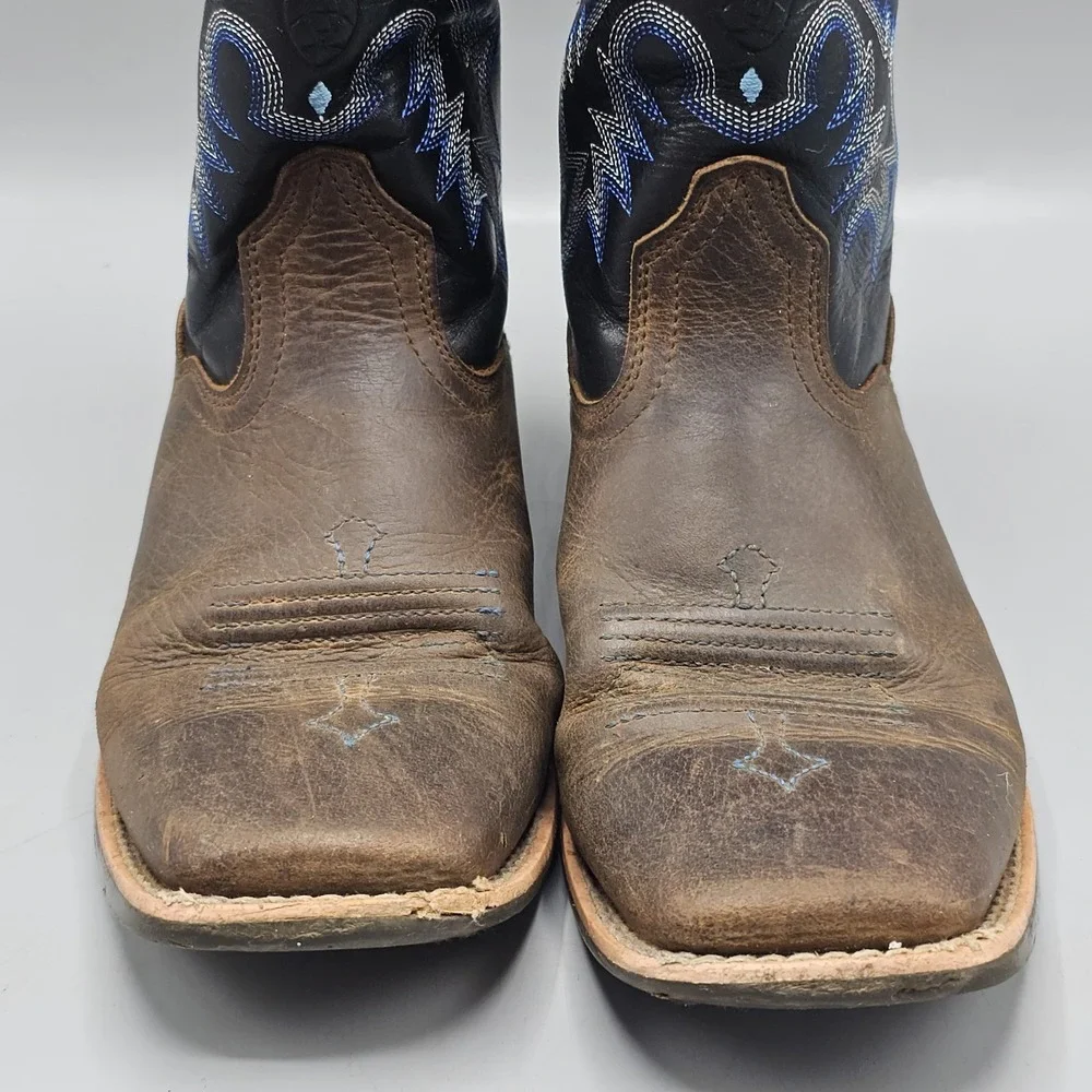 Ariat very good