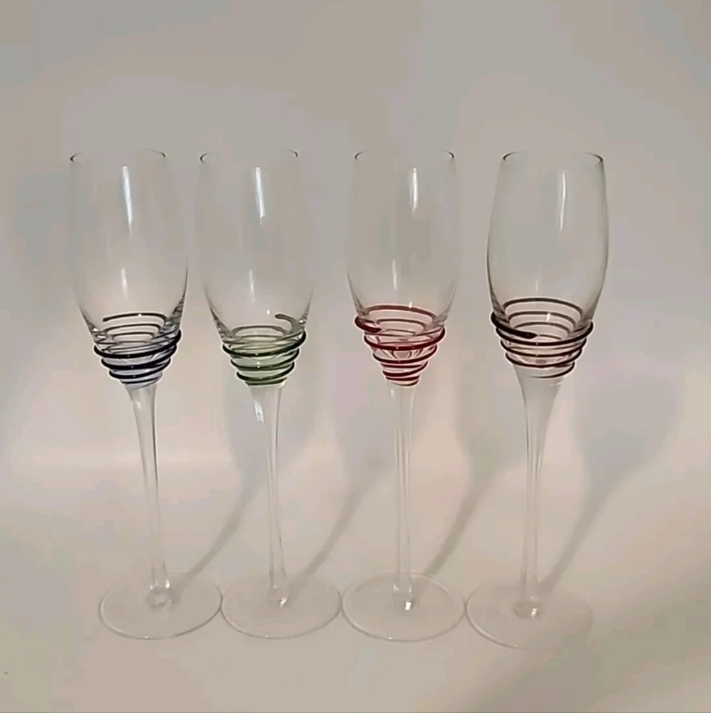 SET OF 4 PIER 1 WINE GLASSES WITH SWIRL OVERLAY MULTI COLORED MOUTH BLOWN