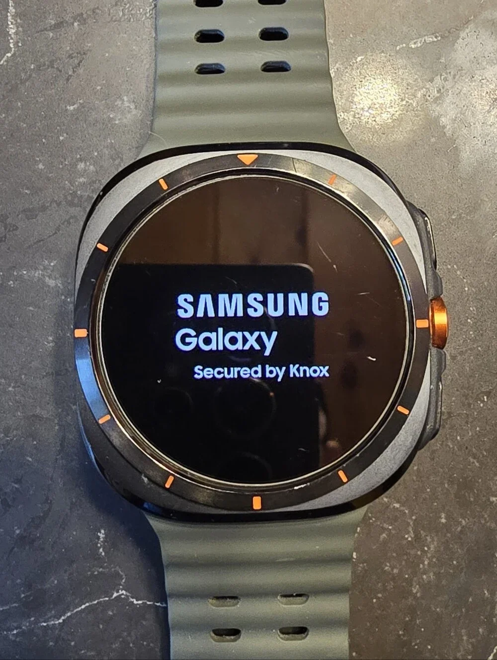 Samsung Galaxy Watch Ultra 47mm LTE Titanium Gray Smartwatch SM-L705U Excellent