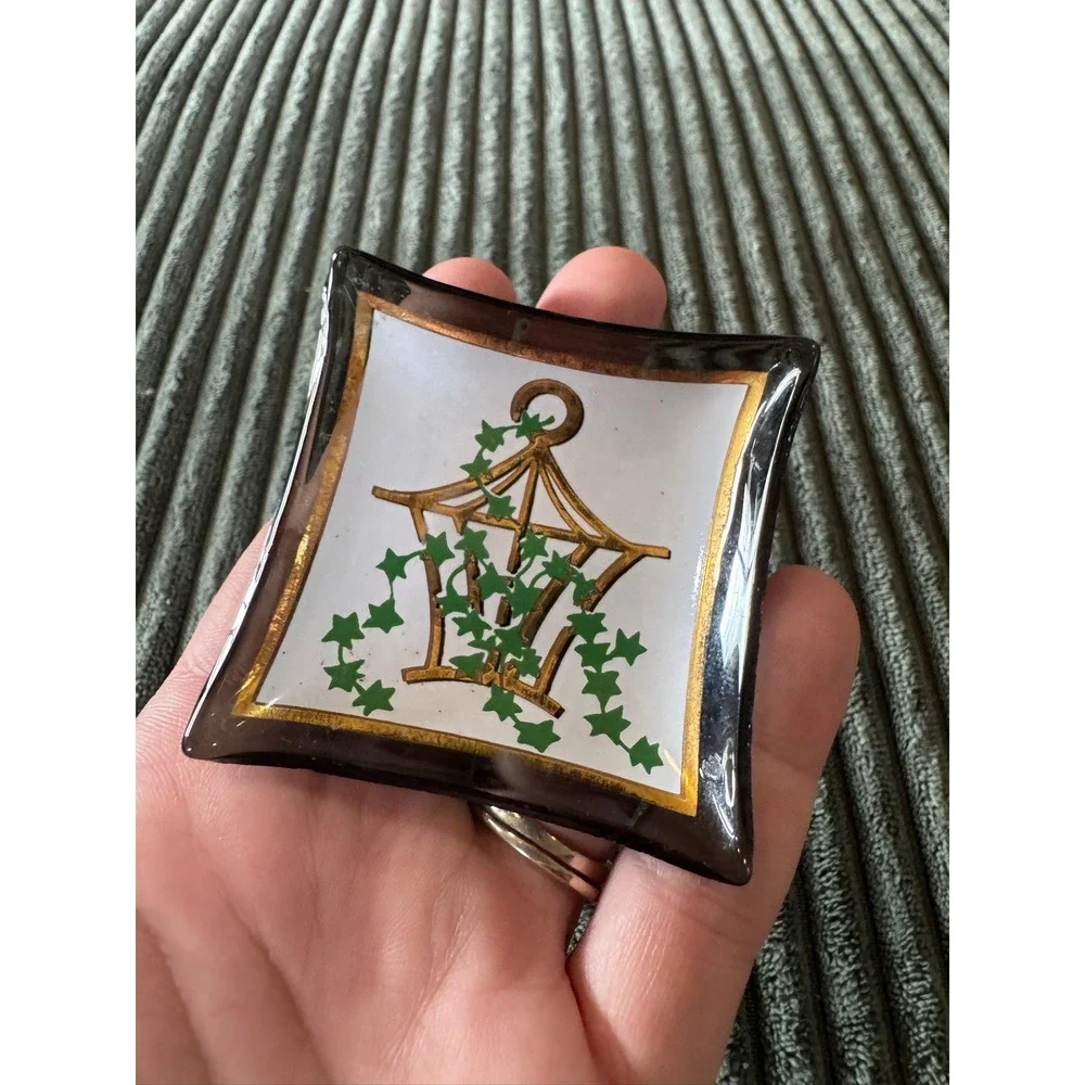 N/A decorative glass