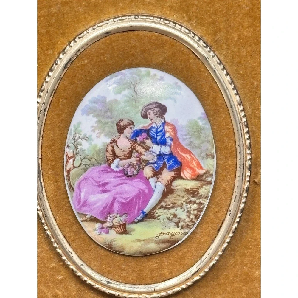 Frame Copyright Co excellent vintage