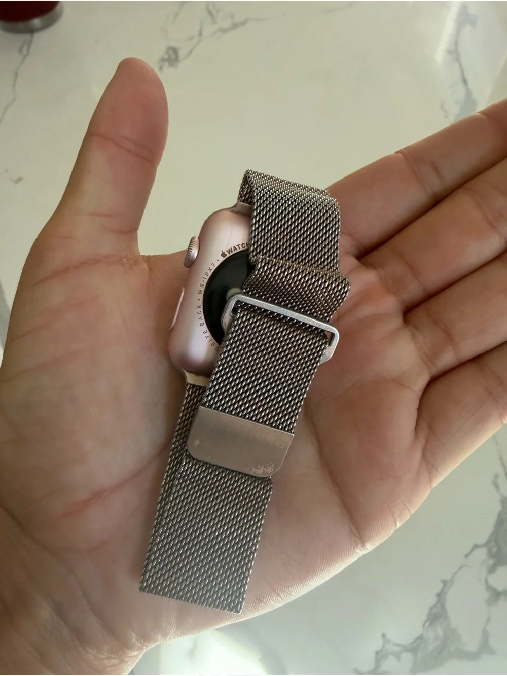 Apple Rose Gold Smartwatch with Milanese Loop