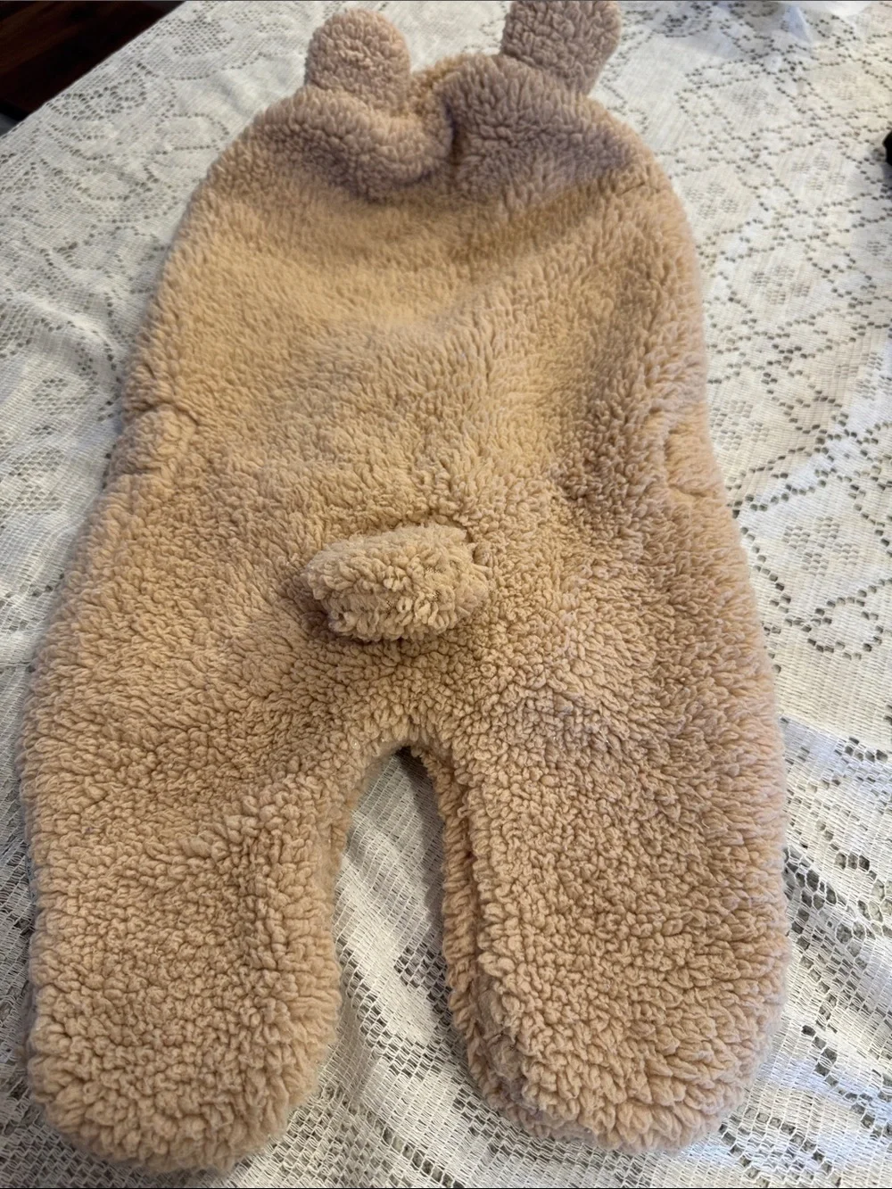 Larezz plush bear