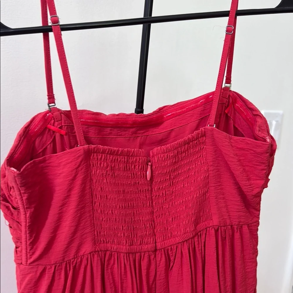 Abercrombie & Fitch lightweight tiered