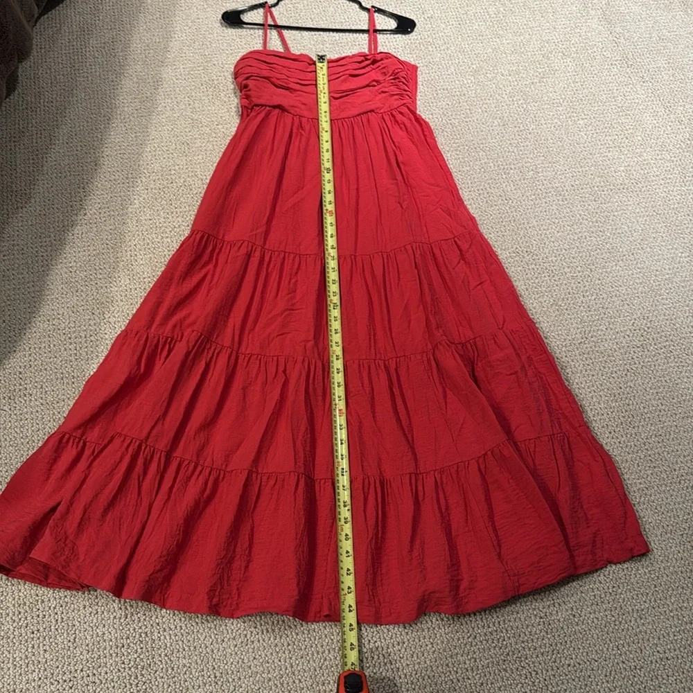 Abercrombie & Fitch lightweight tiered