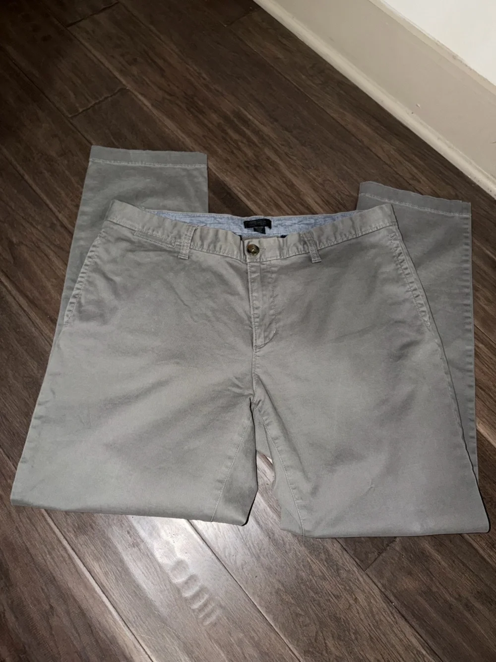 Banana Republic tailored straight