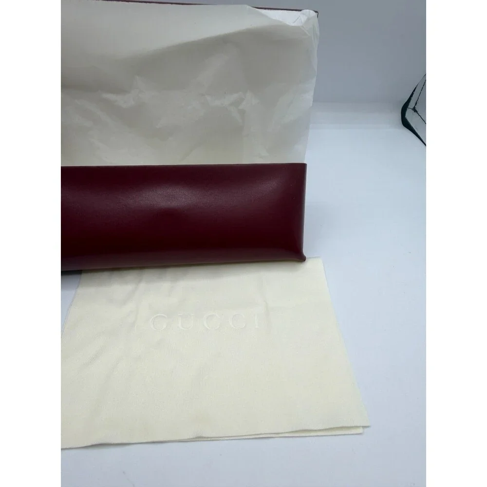 Gucci bordeaux case