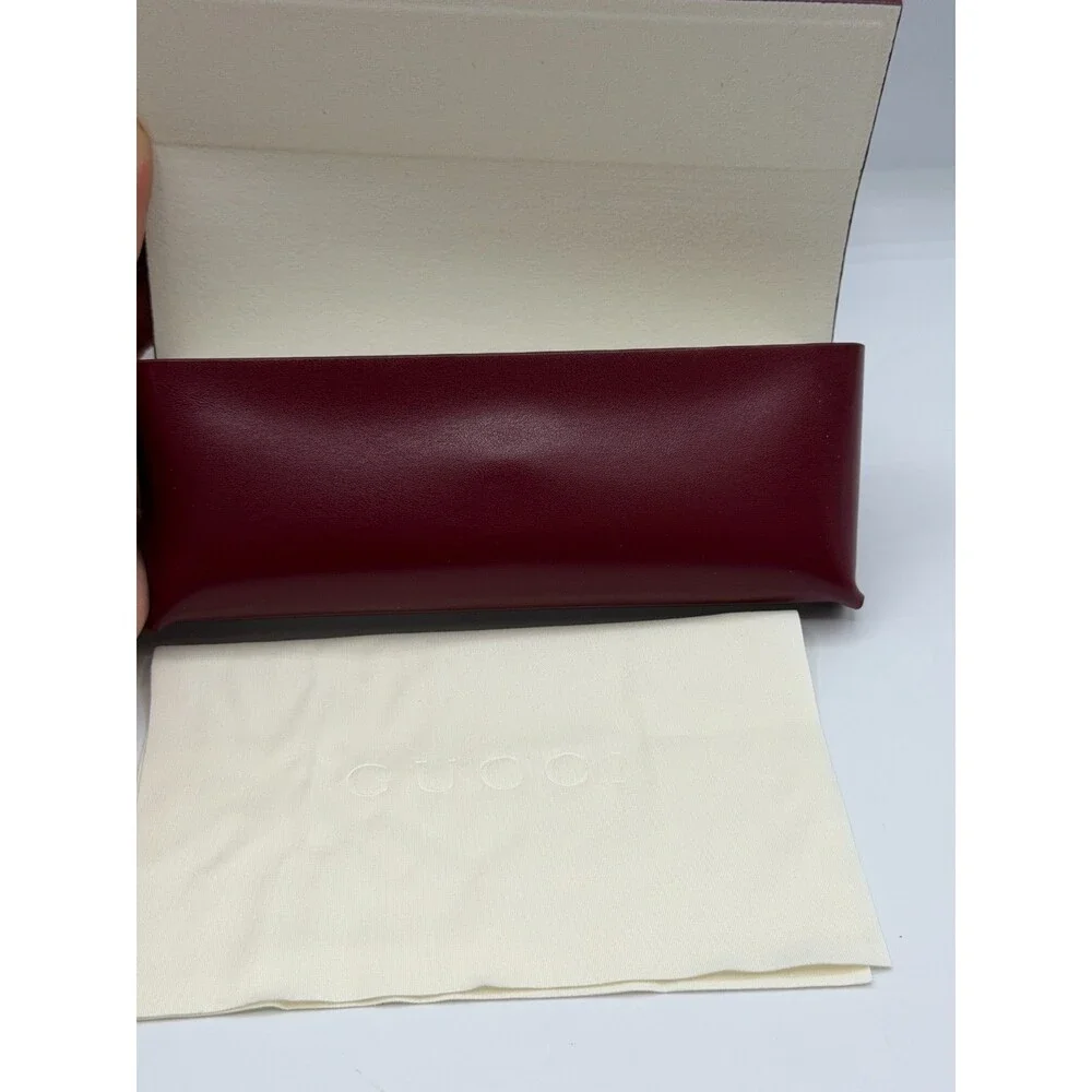 Gucci bordeaux case