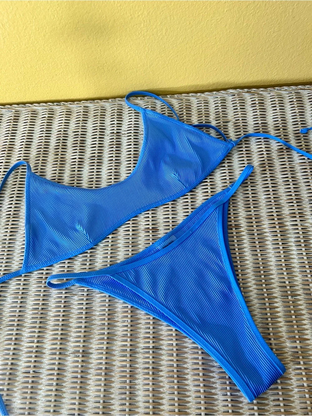 Kulani Kinis Ribbed Blue Bikini Set Size Small | Like New Coatsal resortwear