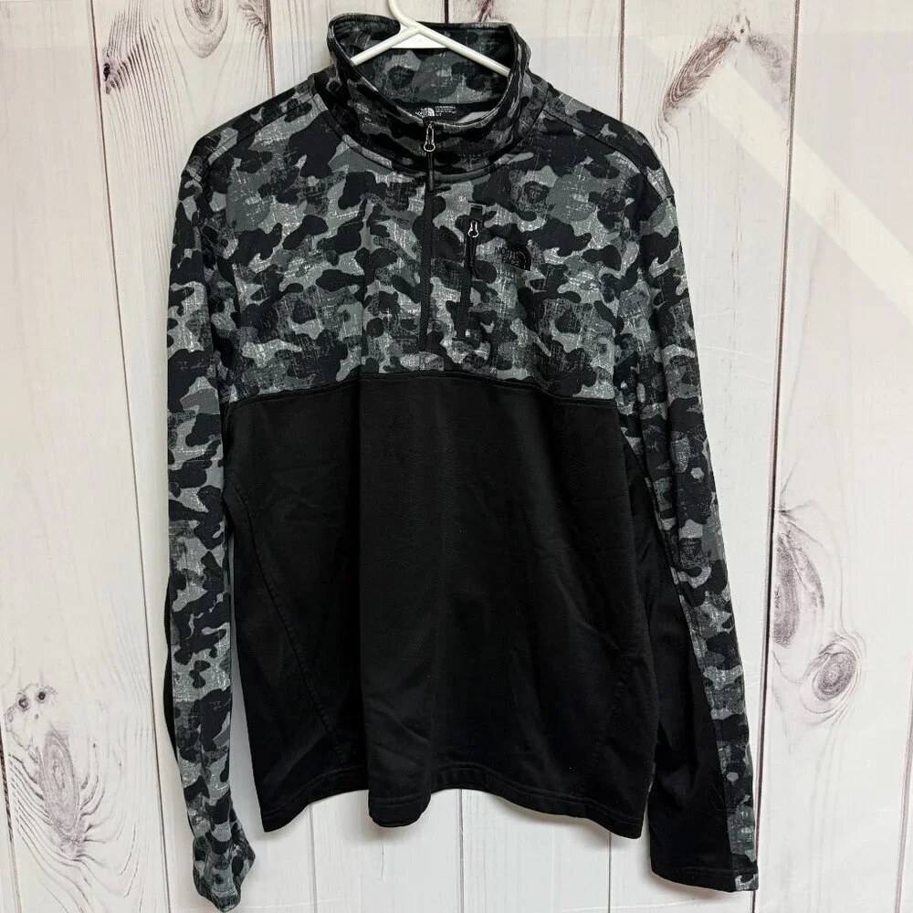 The North Face Men’s 1/4-Zip Pullover Large‎ Black/Camo Chest Pocket EUC