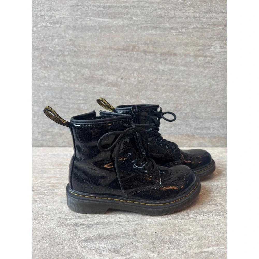 Dr. Martens this product
